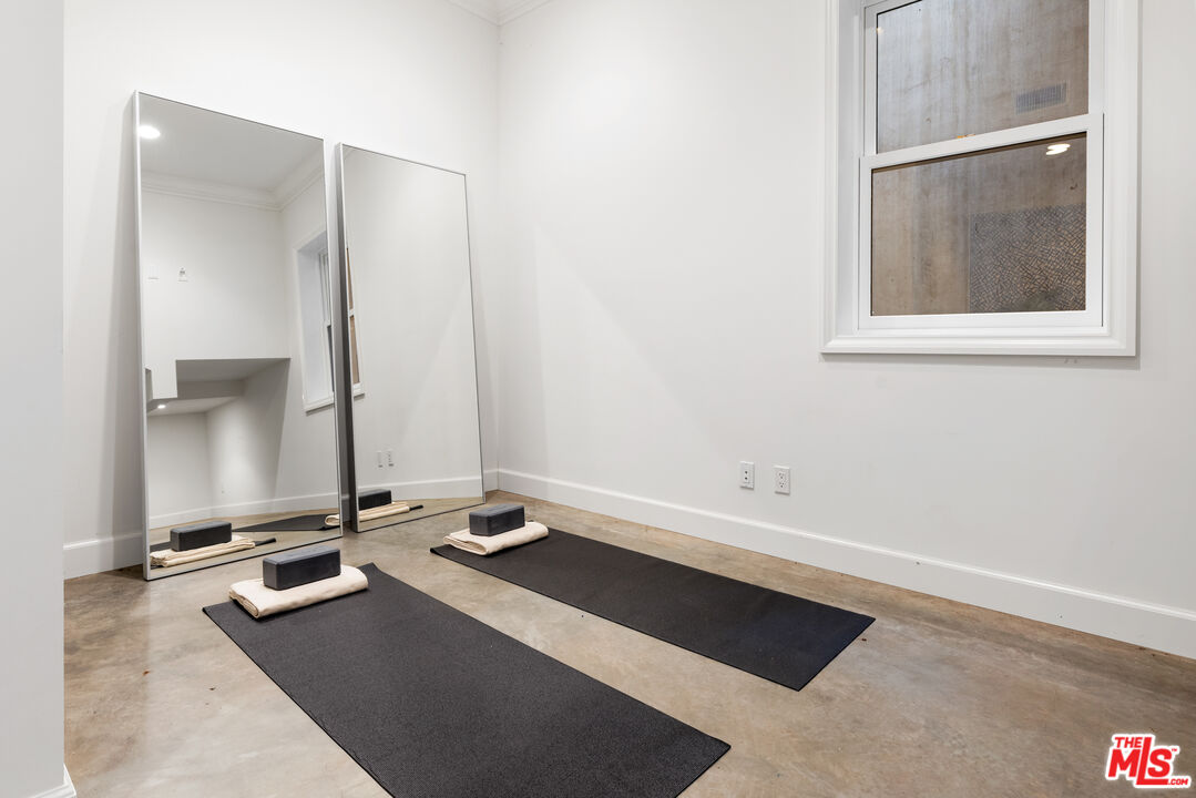 MLS #25503297 image #24