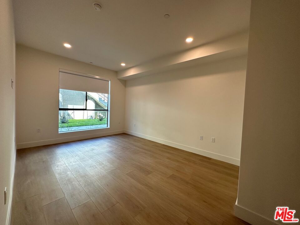 MLS #25503607 image #12