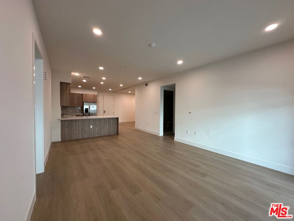 MLS #25503607 image #6