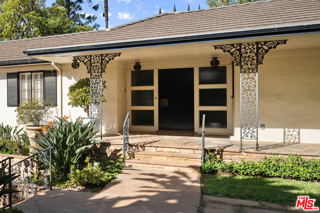 MLS #25503683 image #0