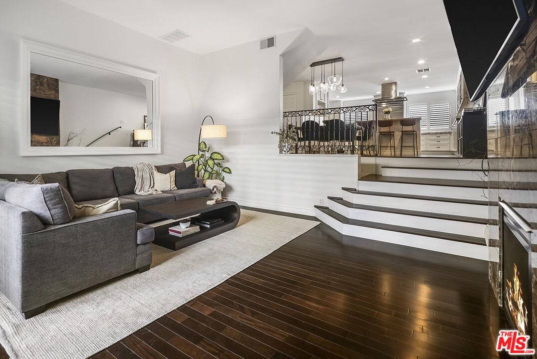 MLS #25504169 image #3