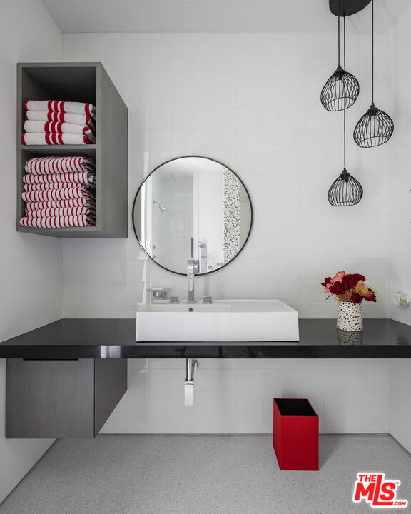 MLS #25504377 image #17