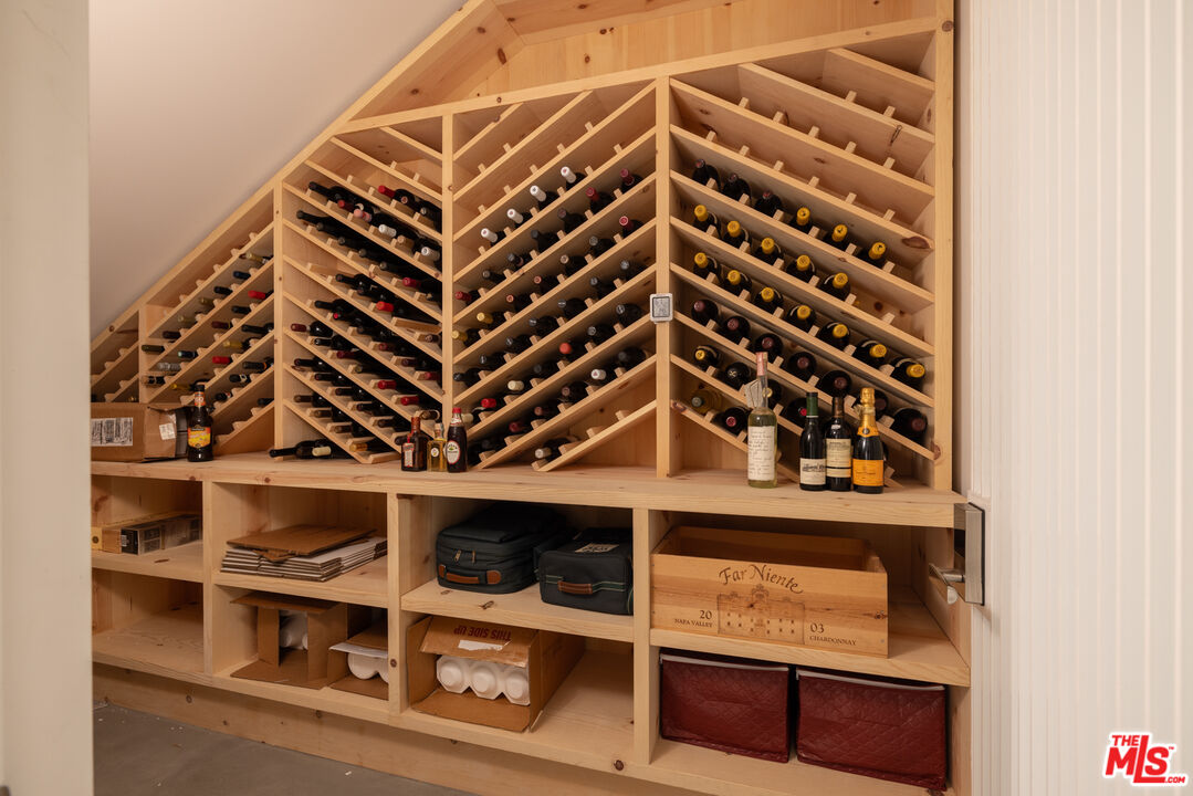 MLS #25504377 image #29