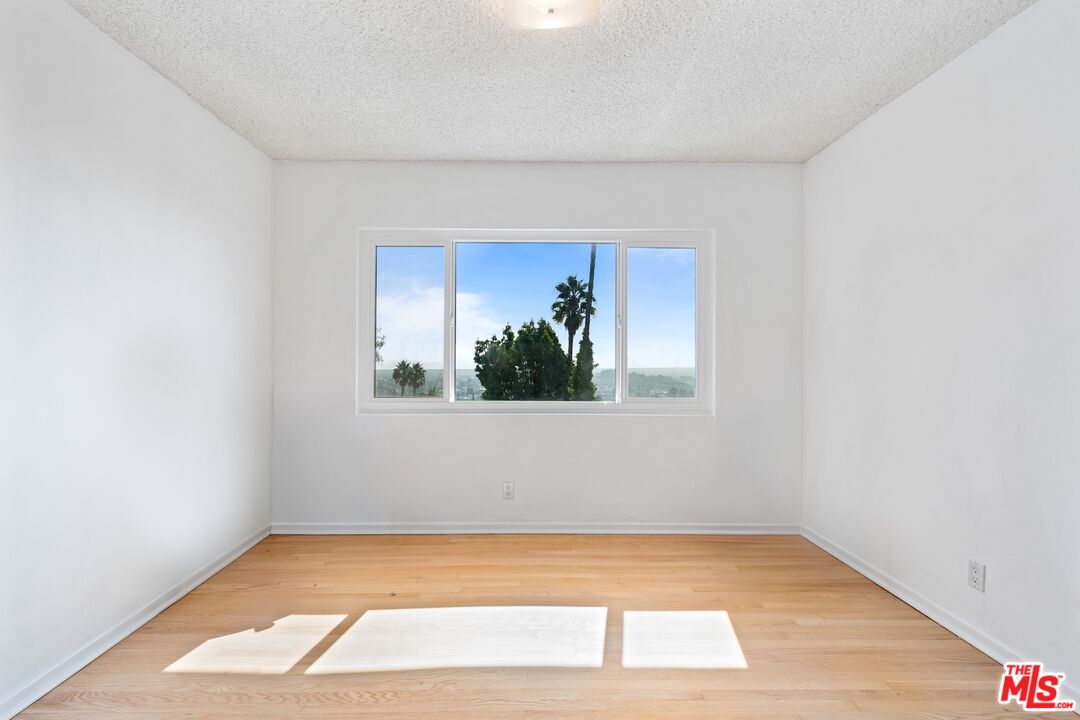 MLS #25504613 image #34