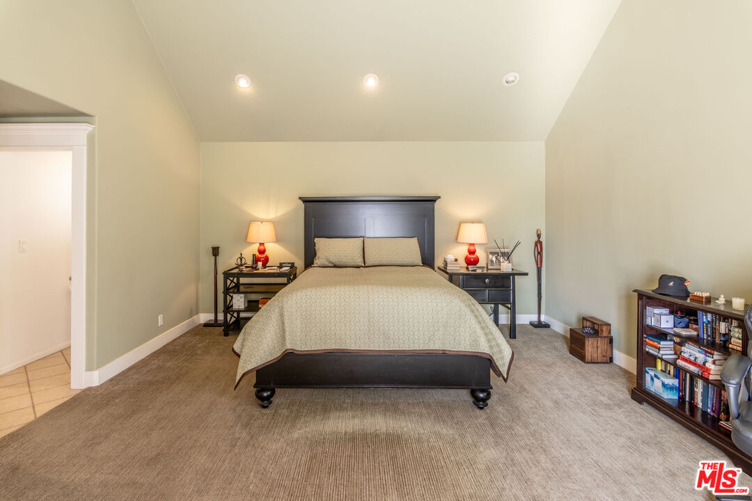 MLS #25504765 image #15