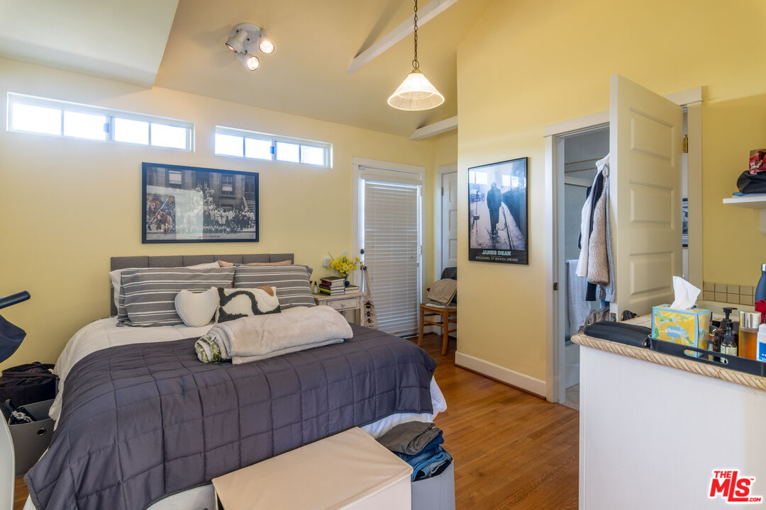 MLS #25504765 image #24