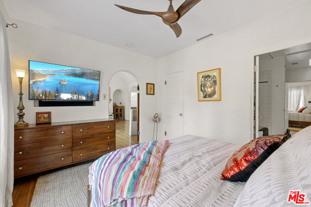 MLS #25504815 image #11