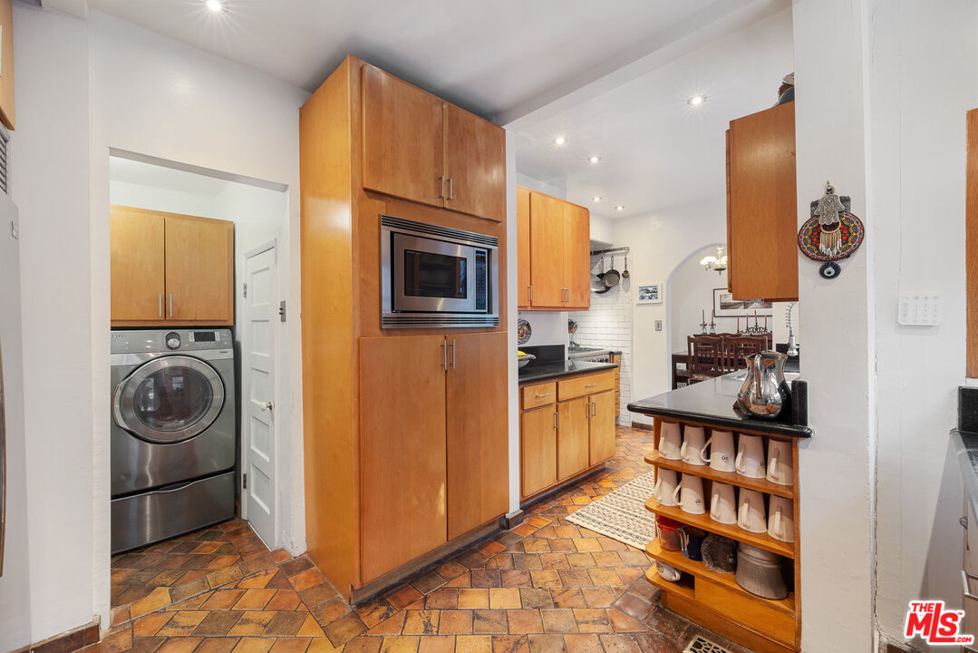 MLS #25504815 image #15