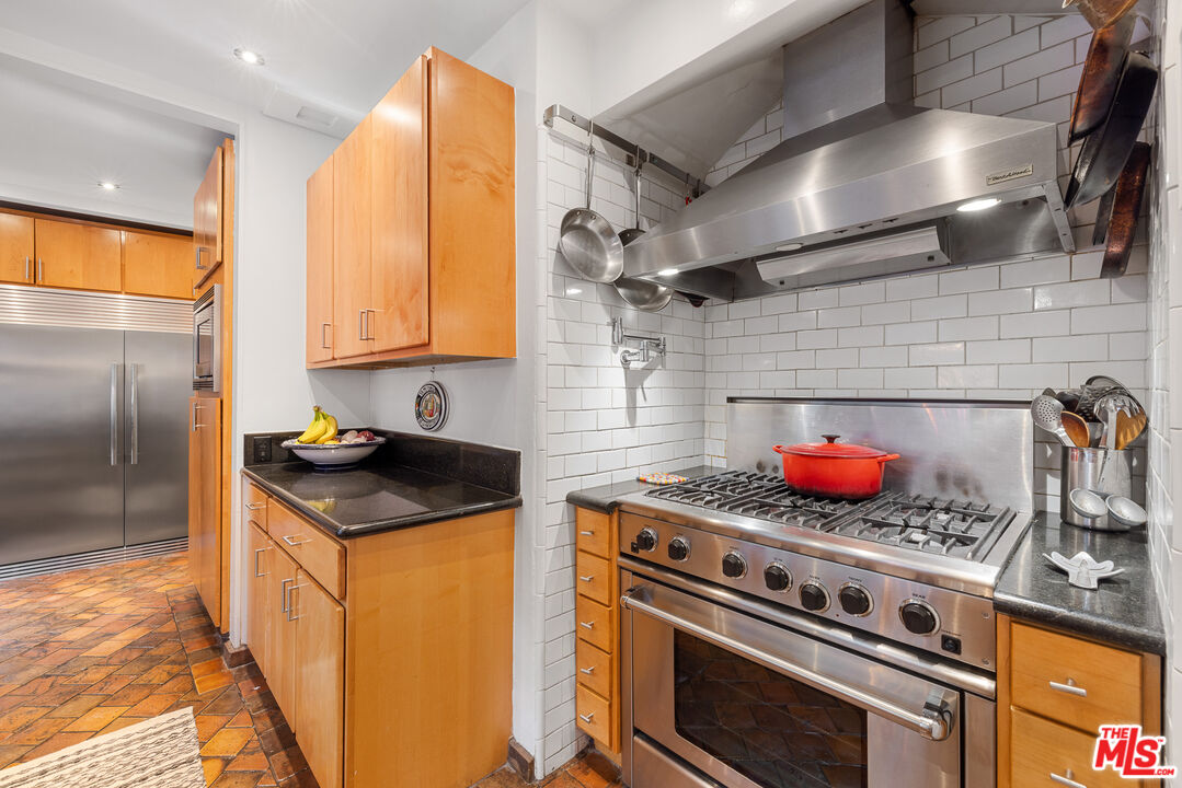 MLS #25504815 image #18