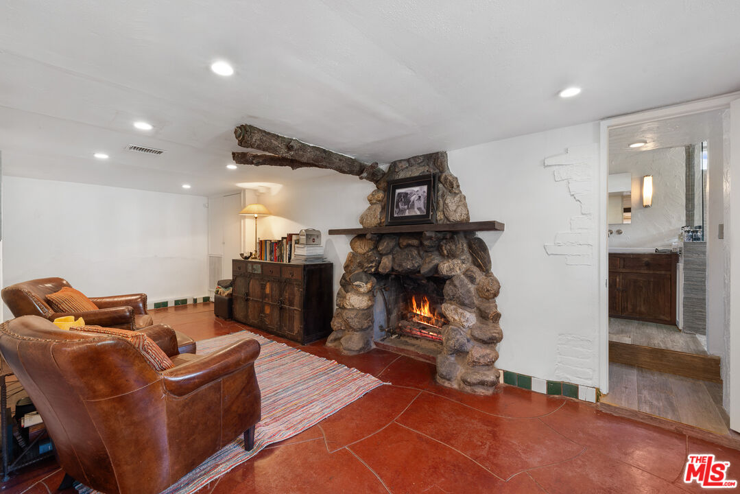 MLS #25504815 image #25