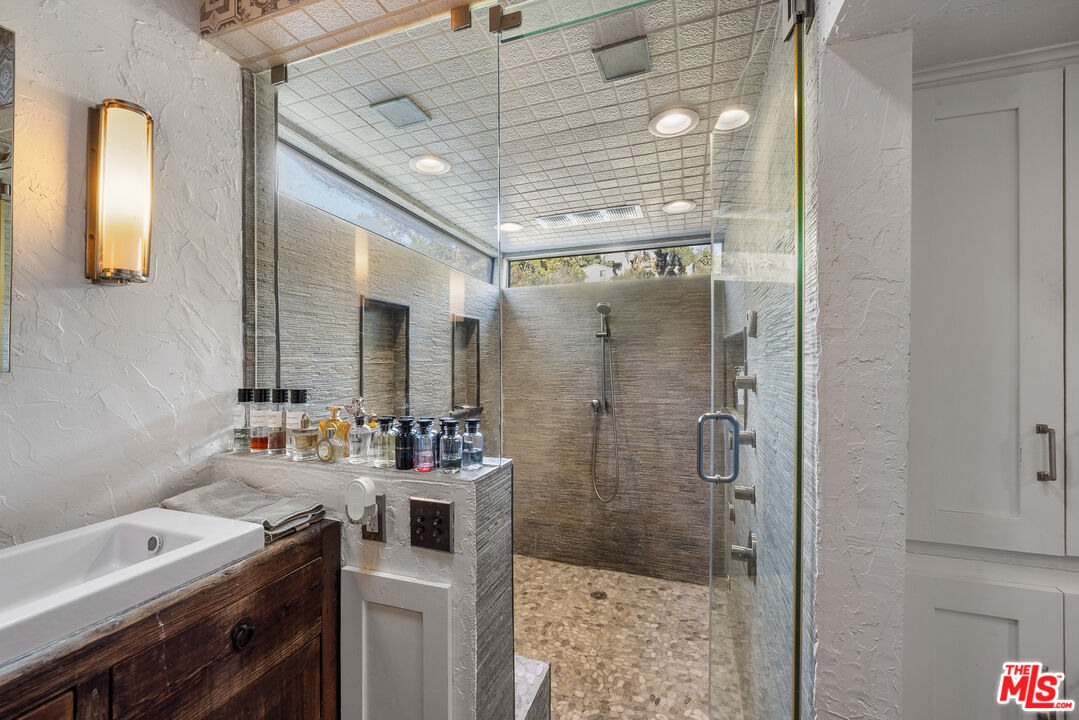 MLS #25504815 image #27