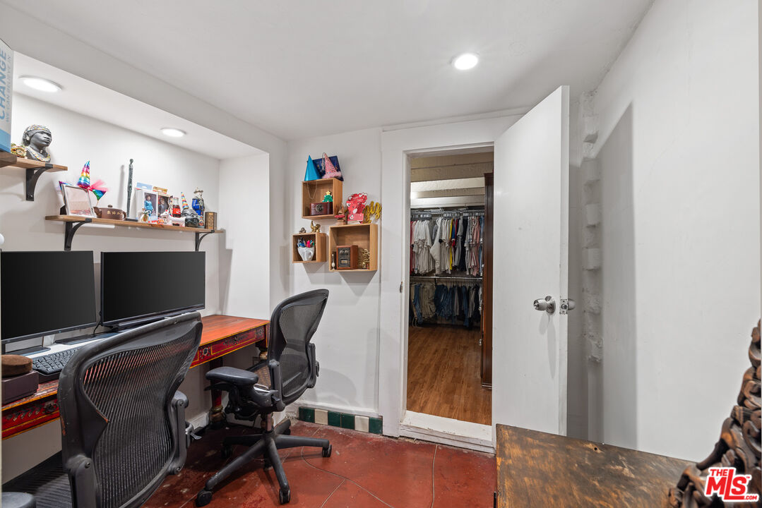 MLS #25504815 image #50