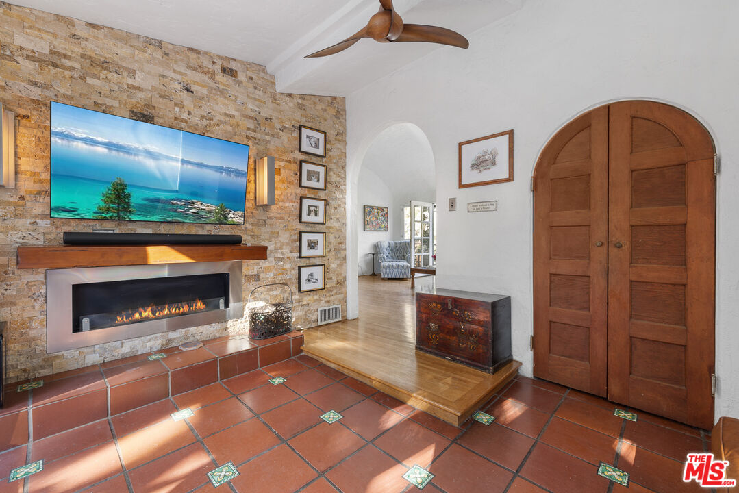 MLS #25504815 image #51