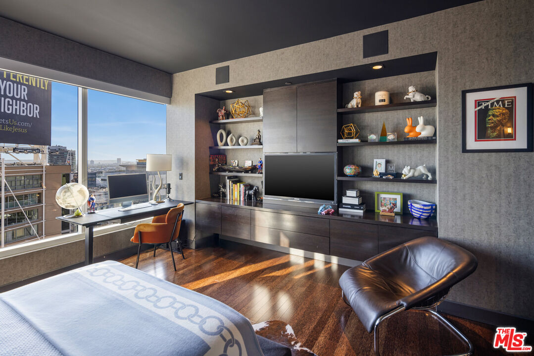 MLS #25504971 image #16