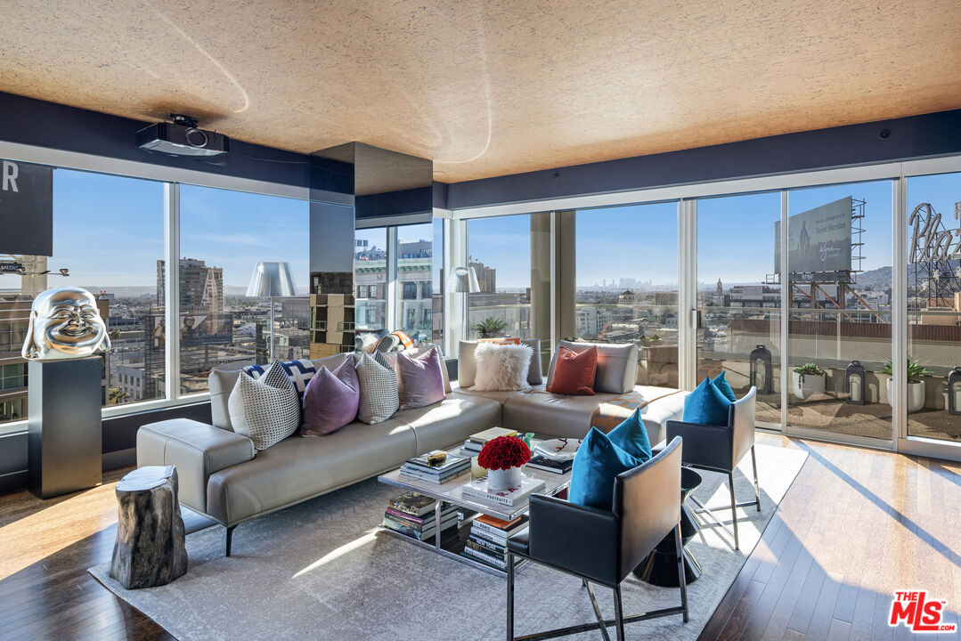 MLS #25504971 image #1