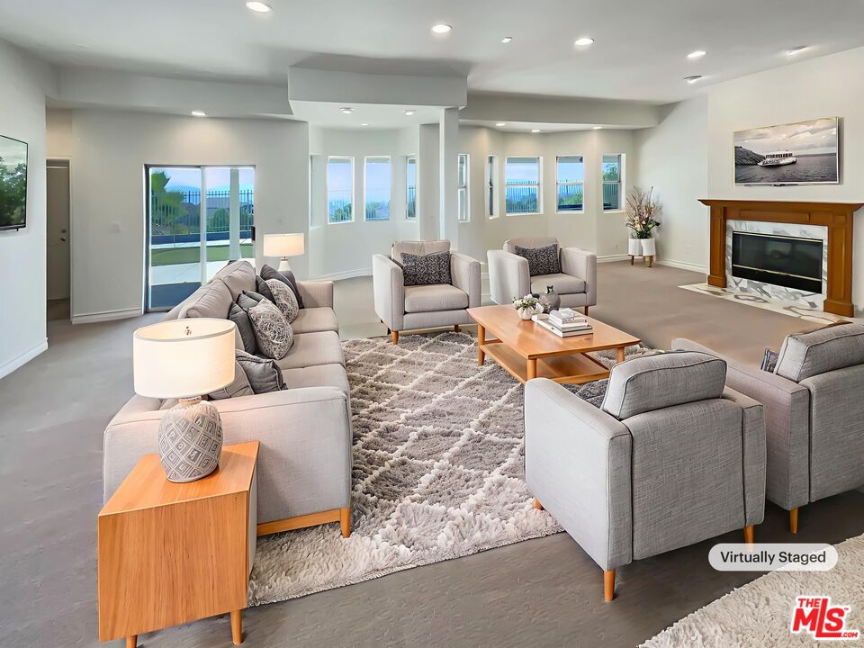 MLS #25505603 image #1