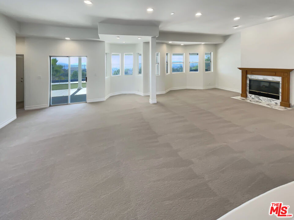 MLS #25505603 image #2