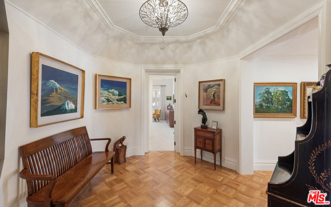 MLS #25505707 image #2