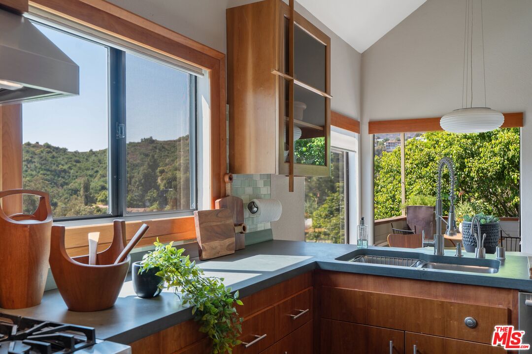 MLS #25505807 image #7