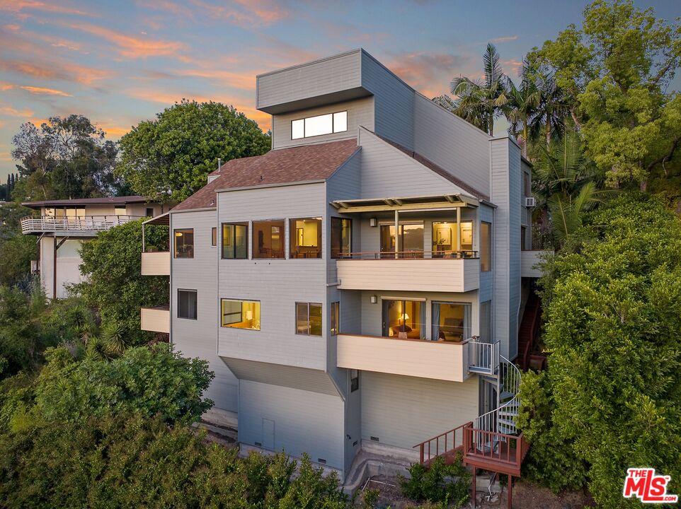 MLS #25505807 image #0