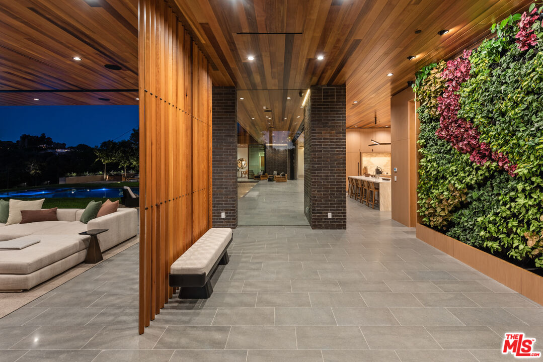 MLS #25505925 image #5