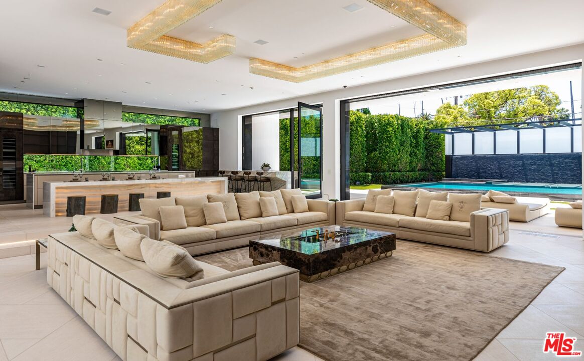 MLS #25505995 image #2