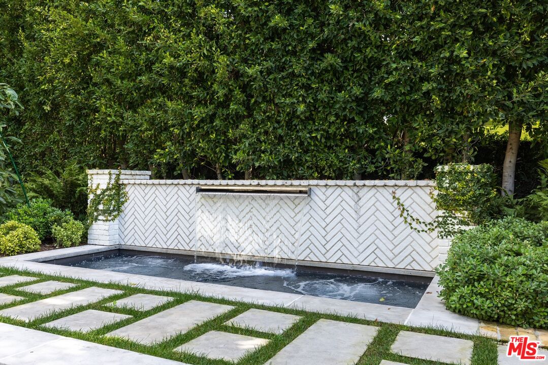 MLS #25506137 image #14