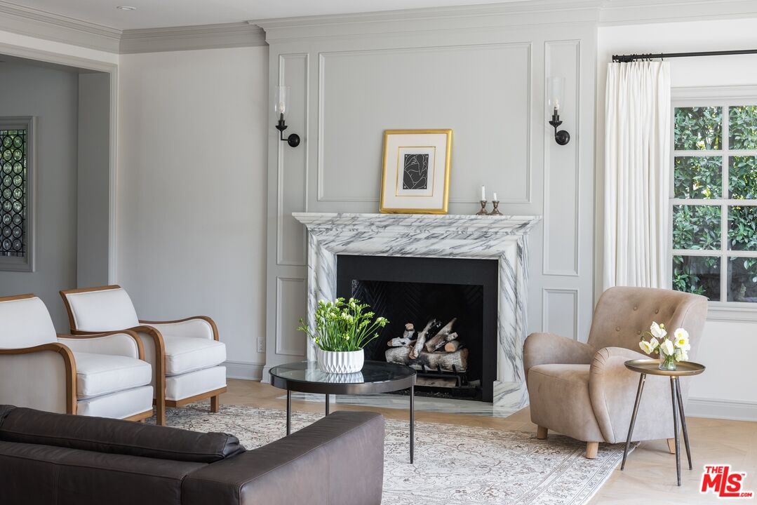 MLS #25506137 image #2