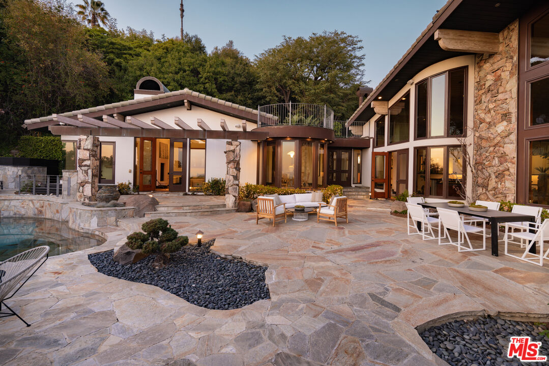 MLS #25506641 image #24