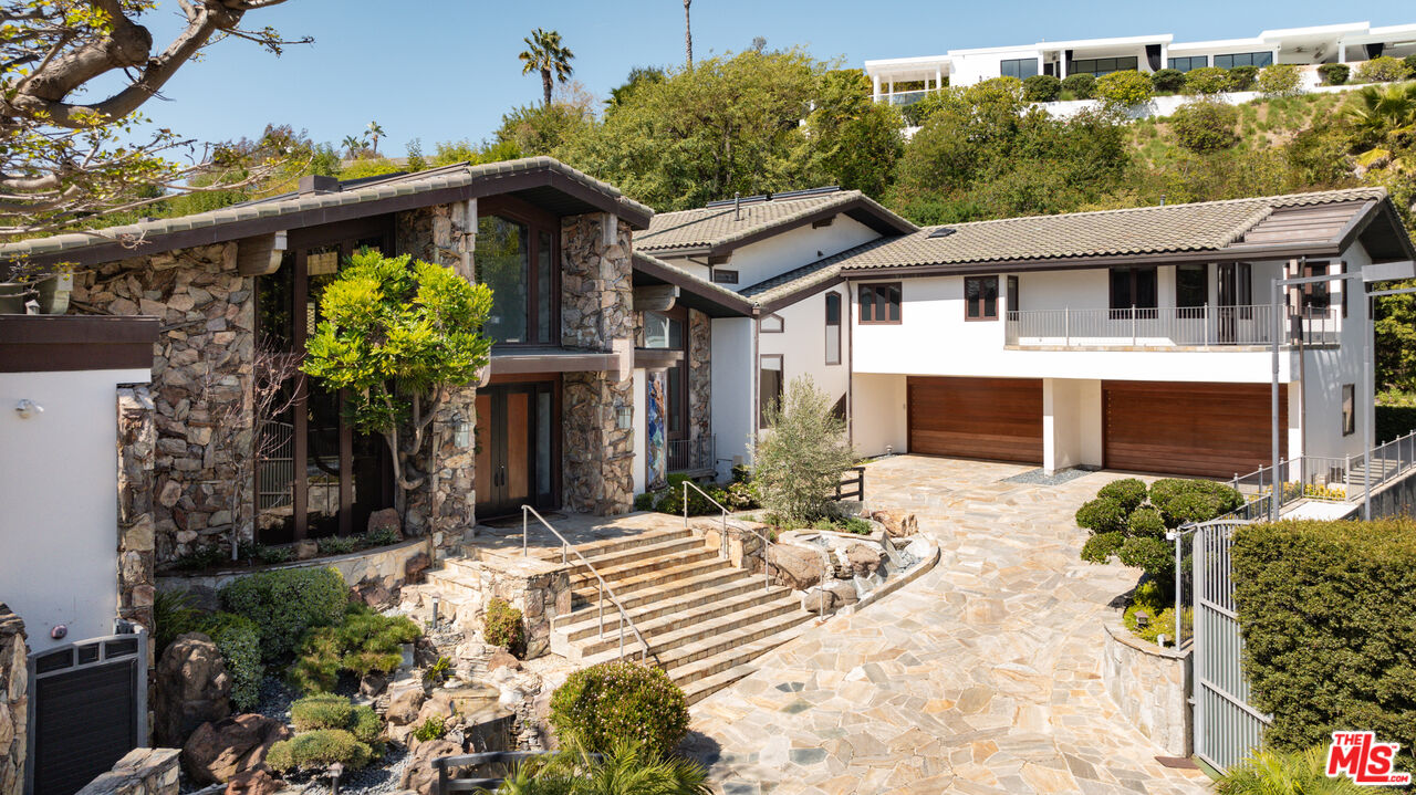 MLS #25506641 image #0