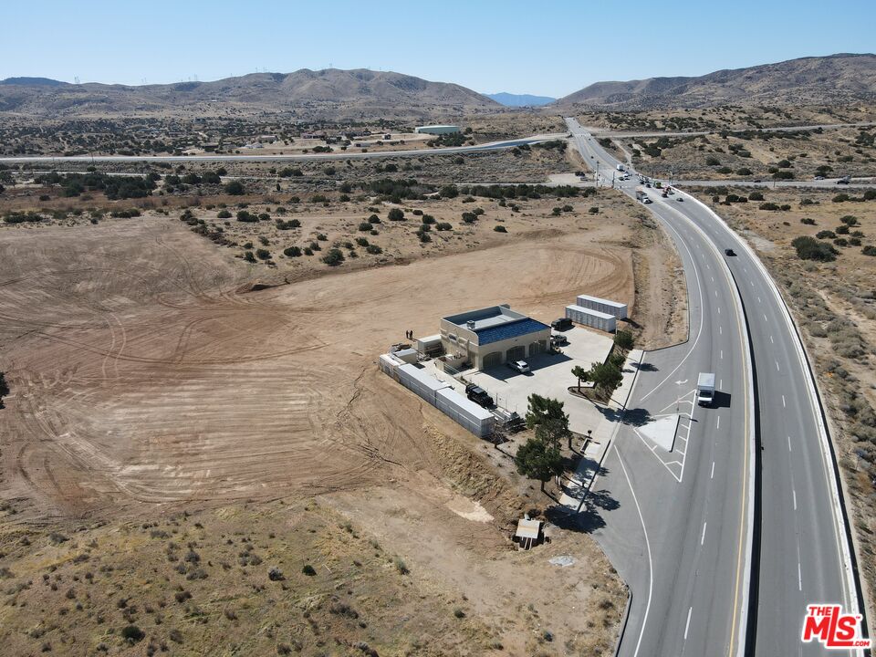 MLS #25507641 image #17