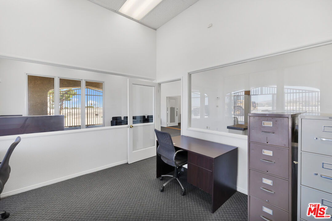 MLS #25507641 image #37