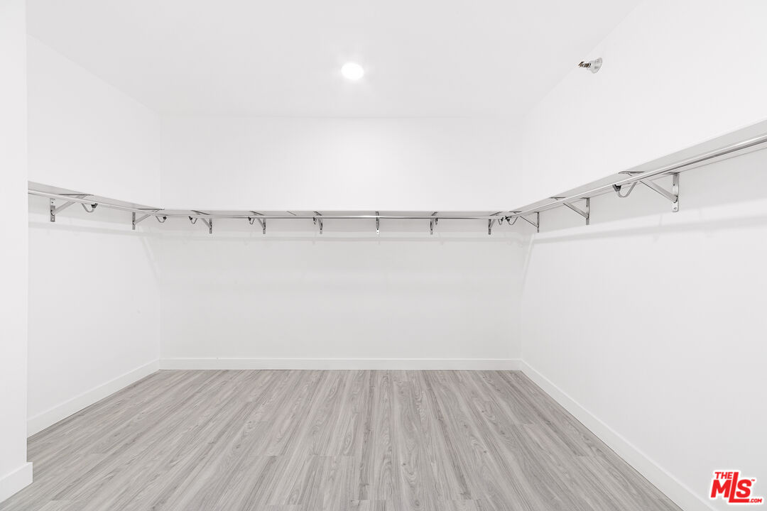 MLS #25508201 image #16