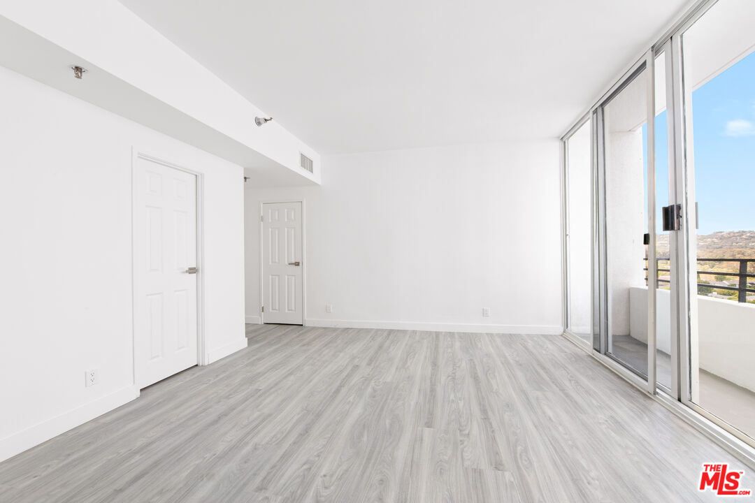 MLS #25508201 image #17