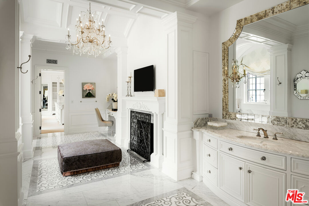 MLS #25508633 image #27