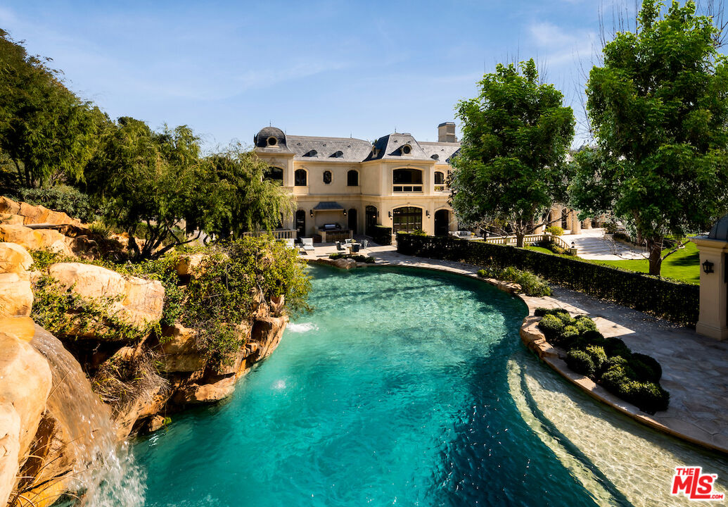 MLS #25508633 image #50