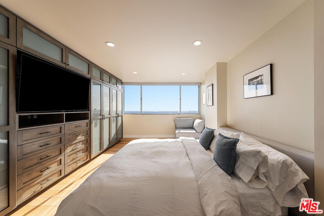 MLS #25509121 image #12