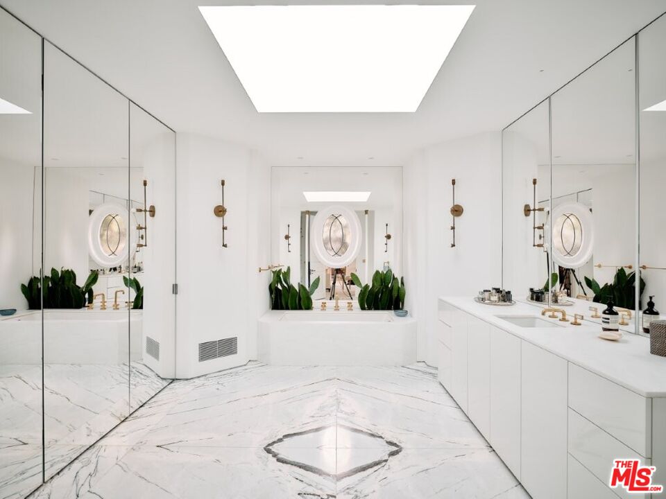 MLS #25509297 image #20