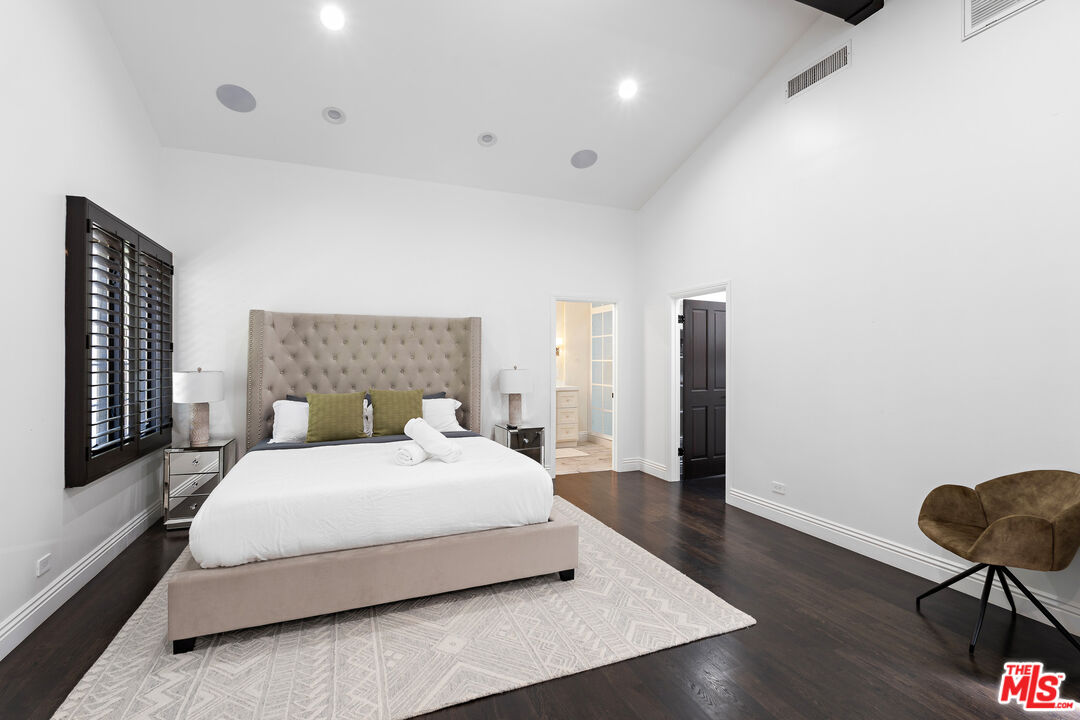 MLS #25509703 image #14