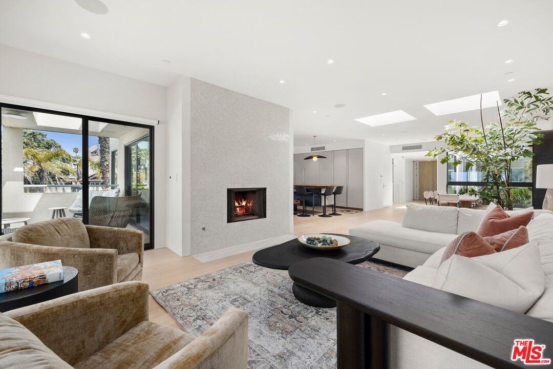 MLS #25510561 image #5