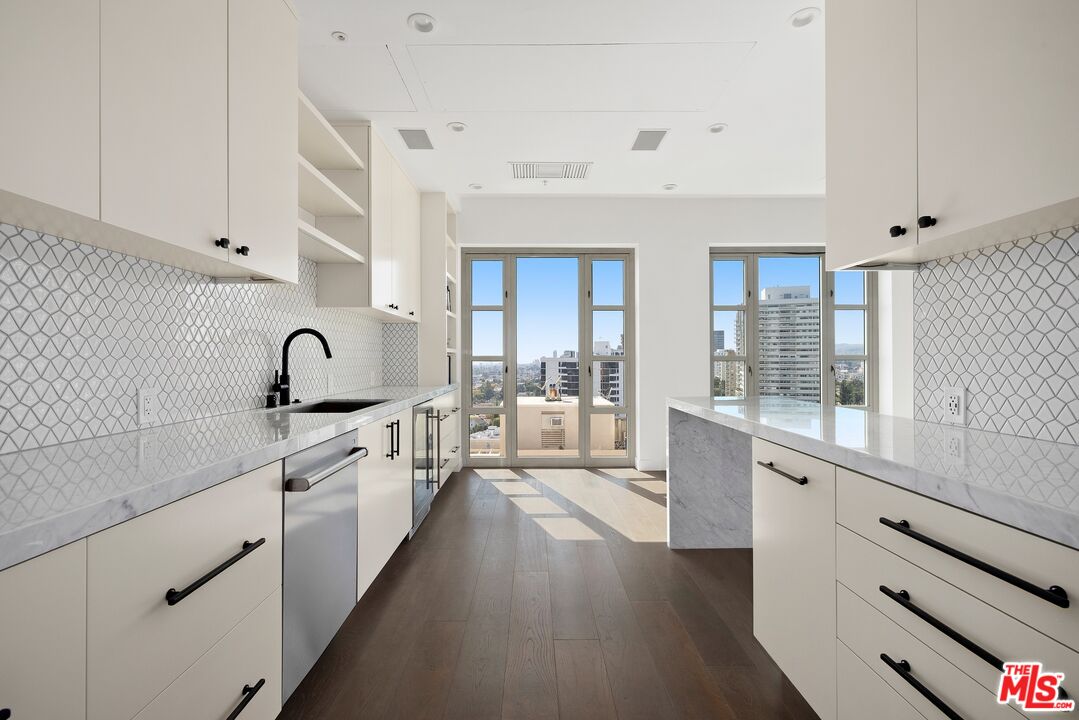 MLS #25510647 image #0