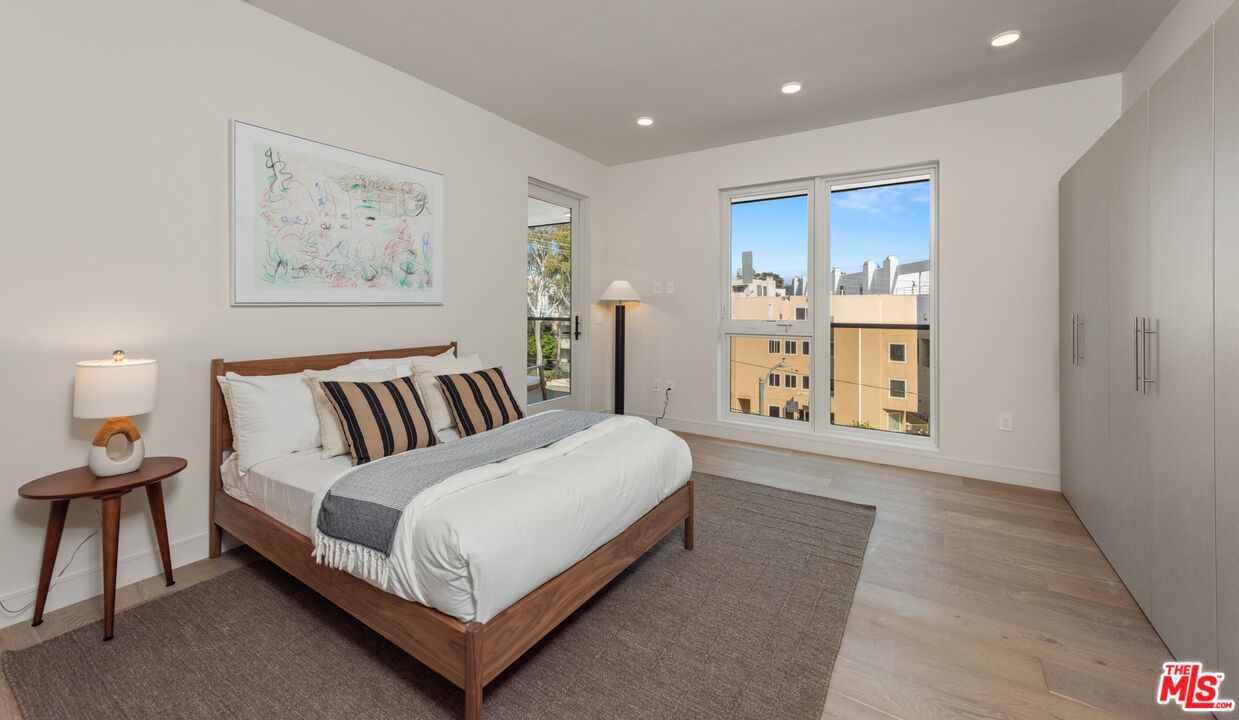 MLS #25511035 image #23