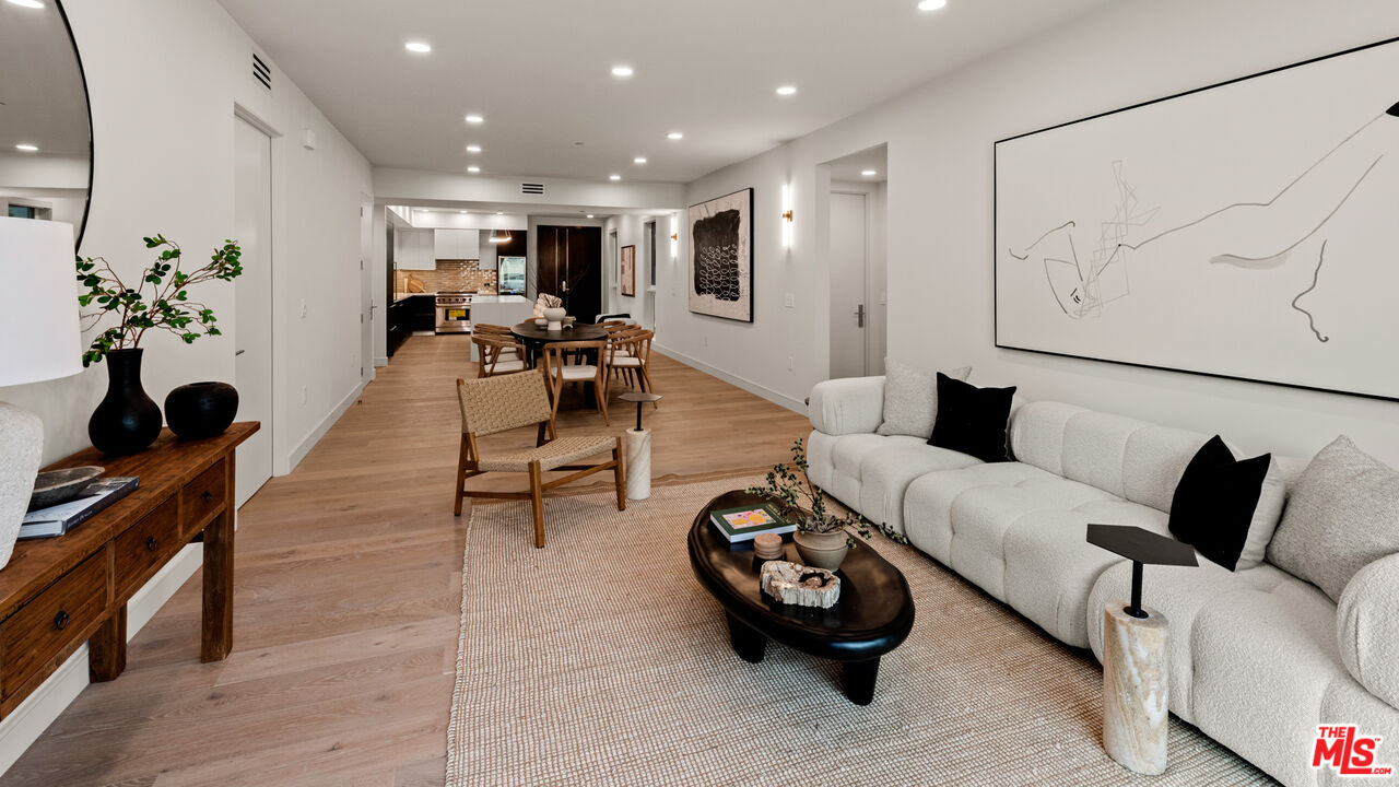 MLS #25511065 image #1