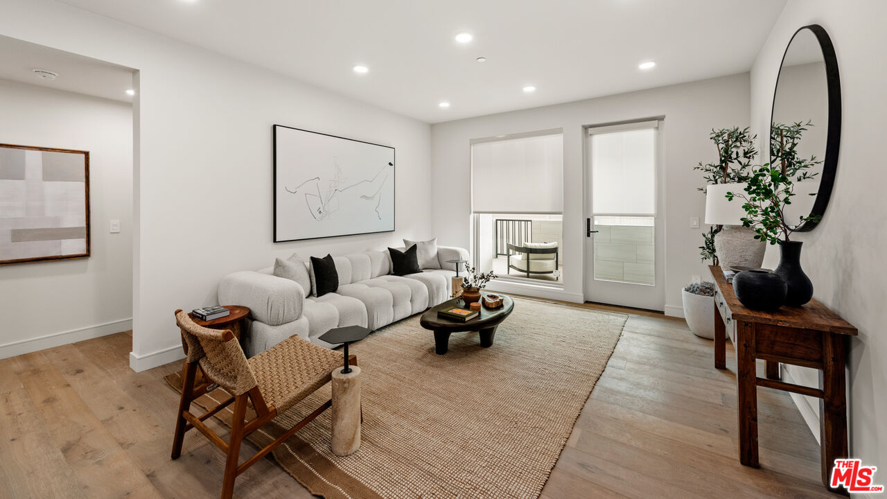 MLS #25511065 image #2