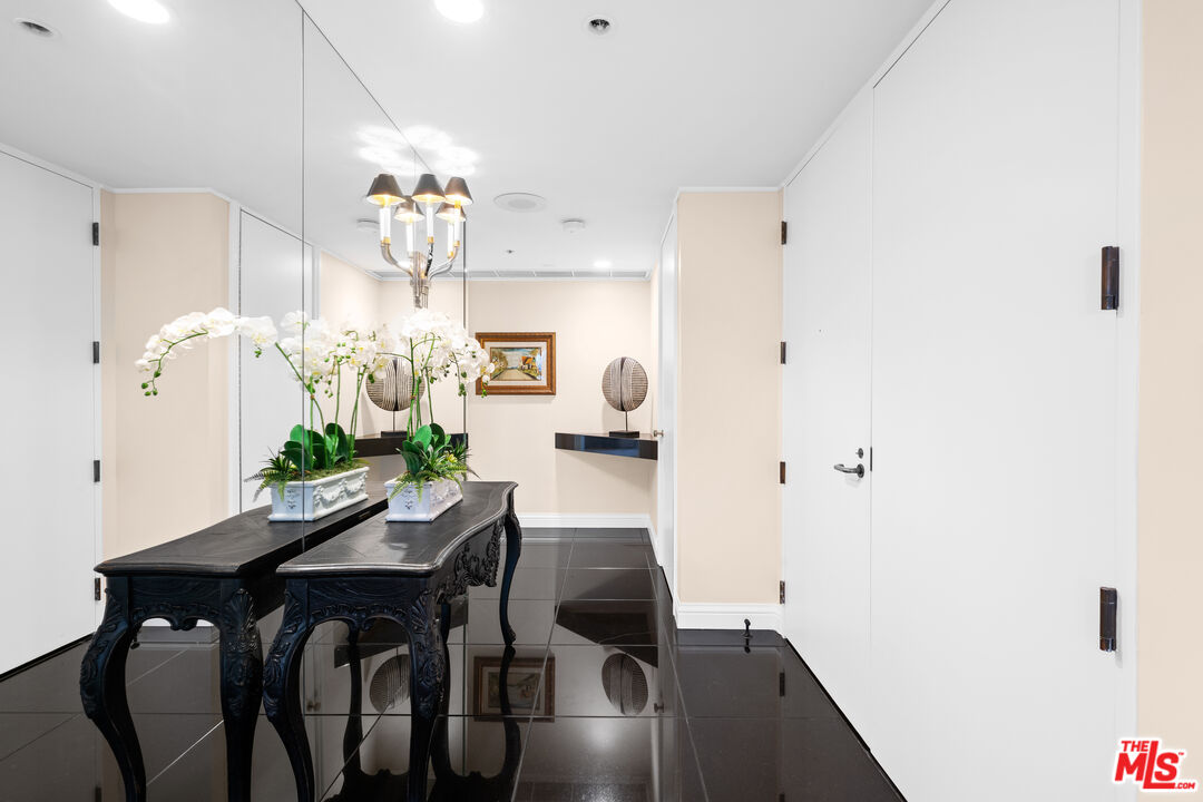 MLS #25511091 image #1