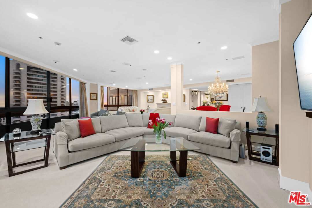 MLS #25511091 image #5