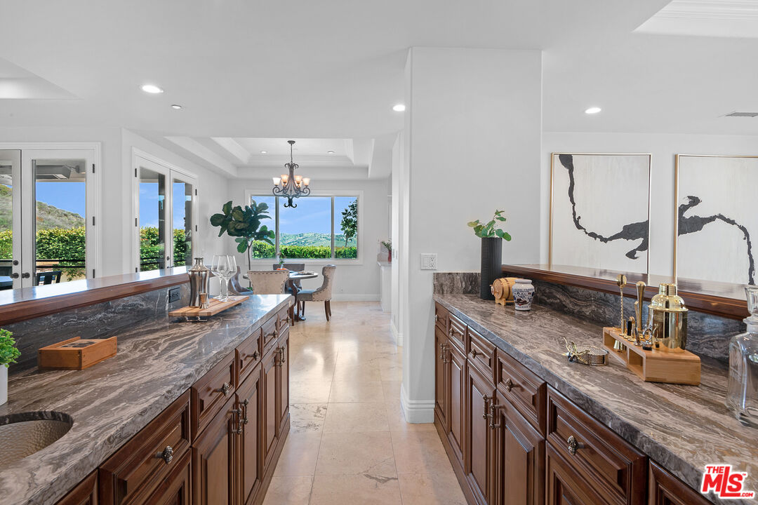 MLS #25511459 image #12