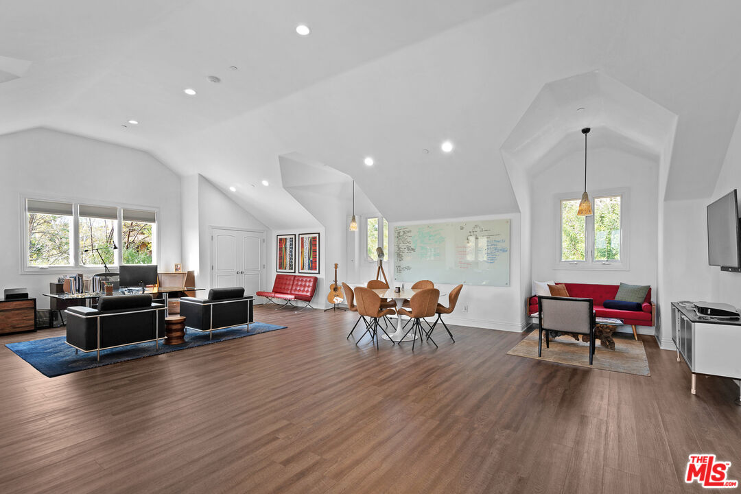 MLS #25511459 image #35