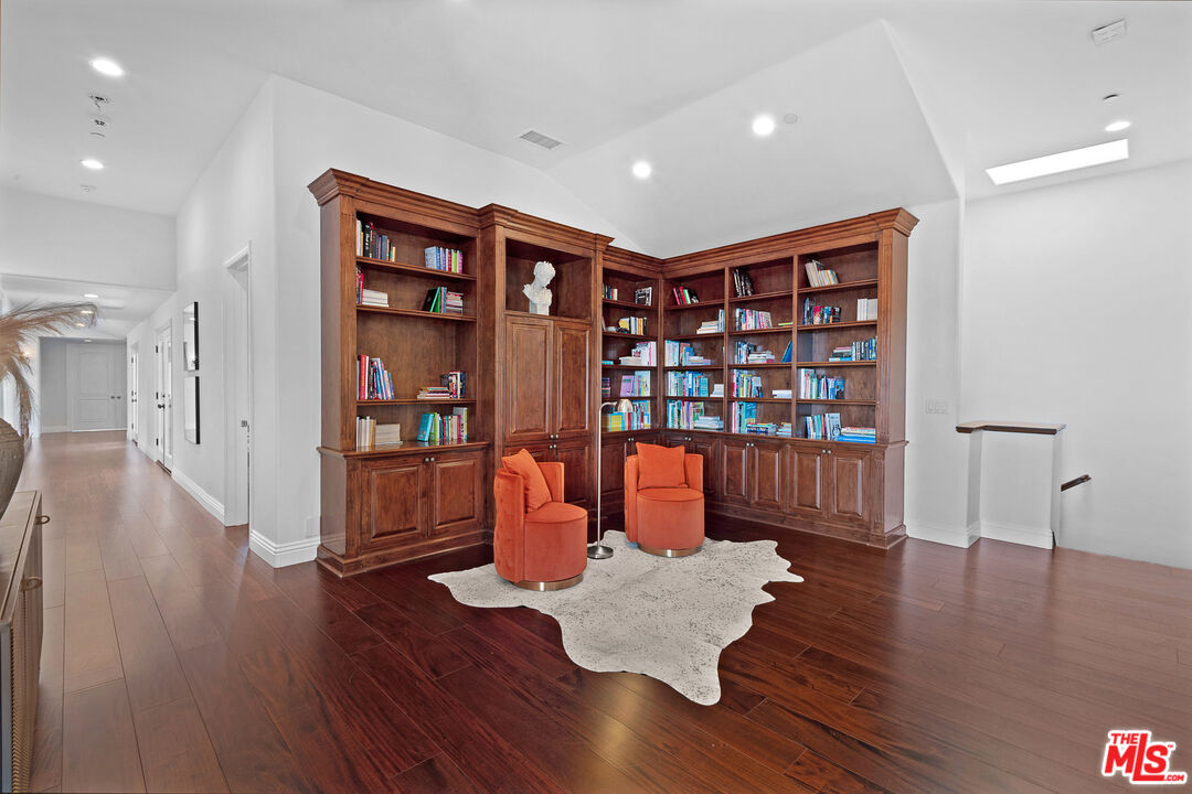 MLS #25511459 image #42