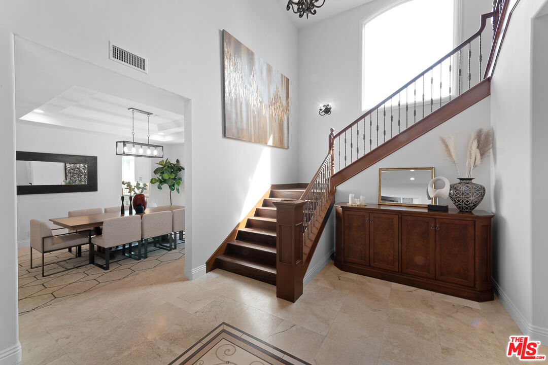 MLS #25511459 image #5